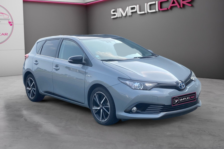 TOYOTA AURIS MY17