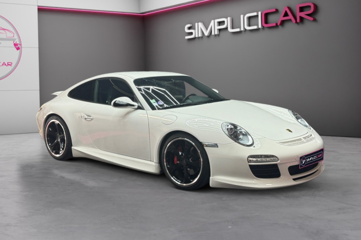 PORSCHE 911 CARRERA COUPE 997