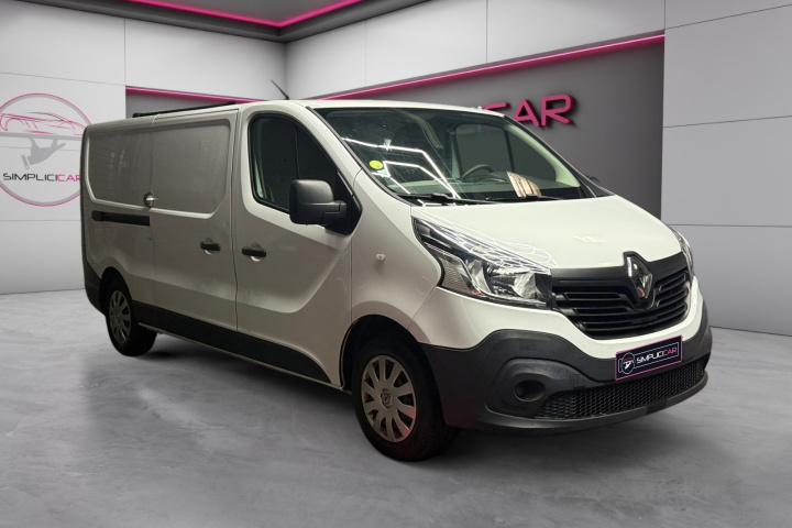 RENAULT TRAFIC FOURGON